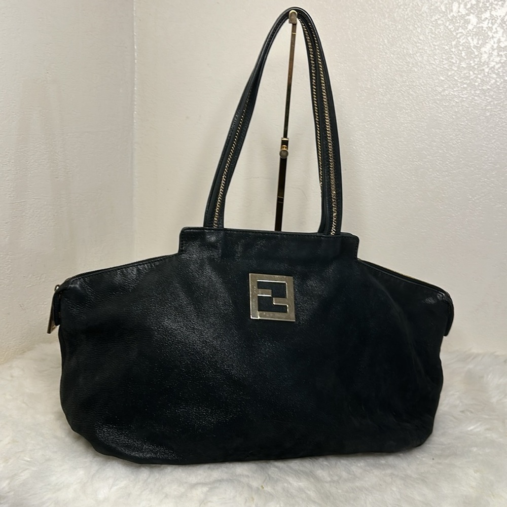 💯Authentic Fendi FF Lampo Chain Shoulder Tote Bag🍀 - Picture 15 of 17